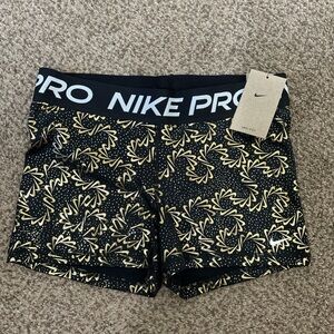 Brand new with tags limited edition Nike pros